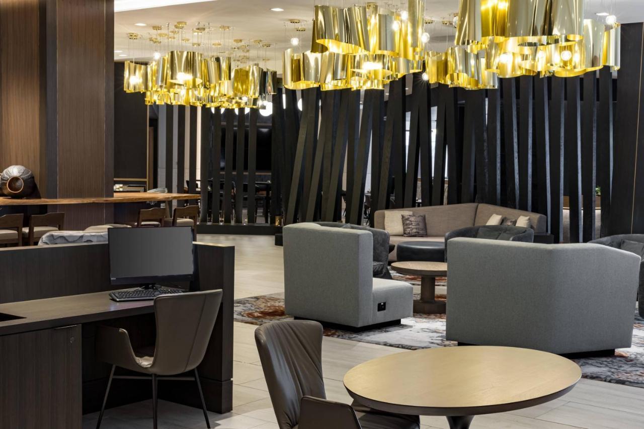 Hotel Richmond Marriott Esterno foto