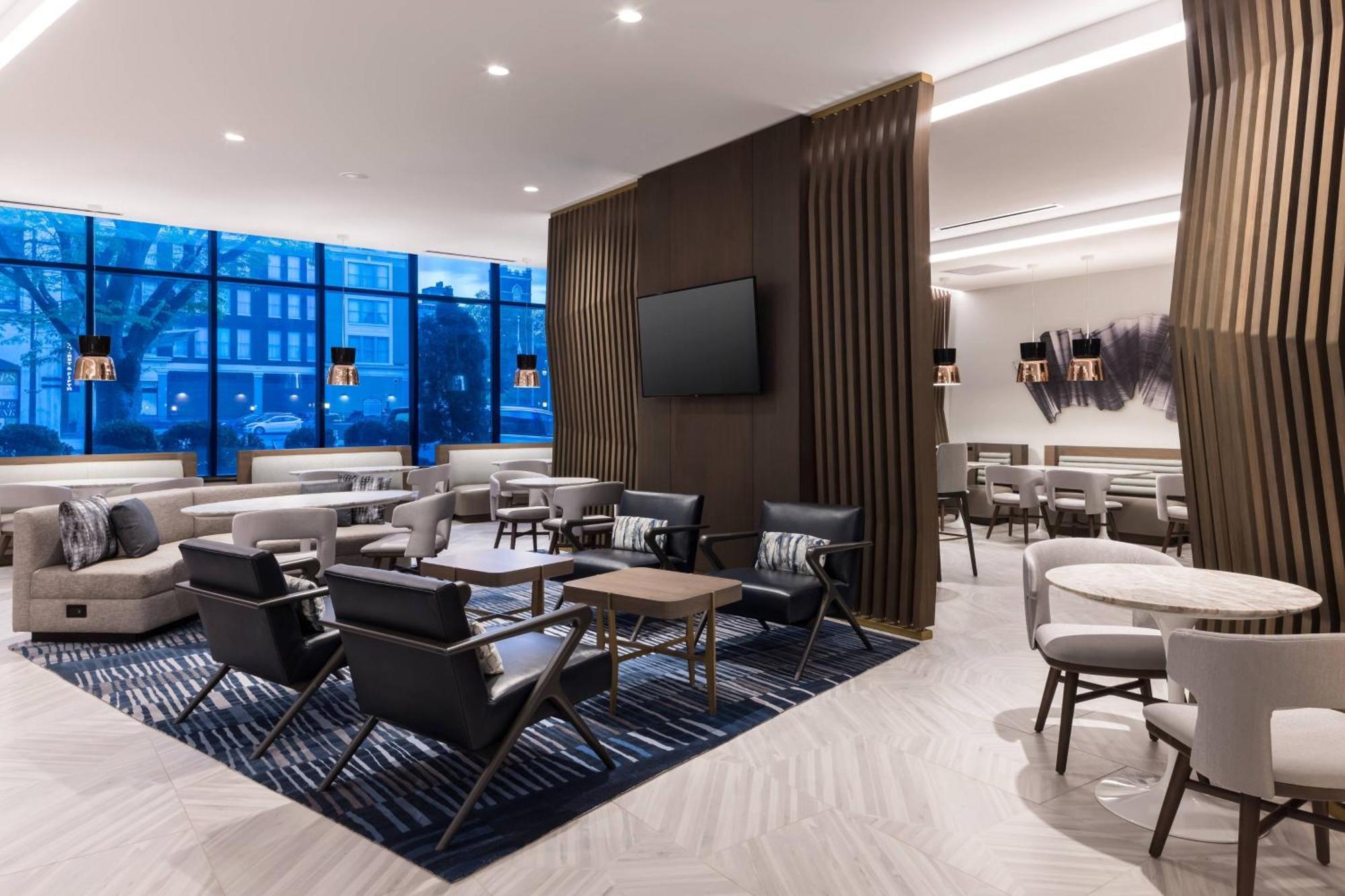 Hotel Richmond Marriott Esterno foto