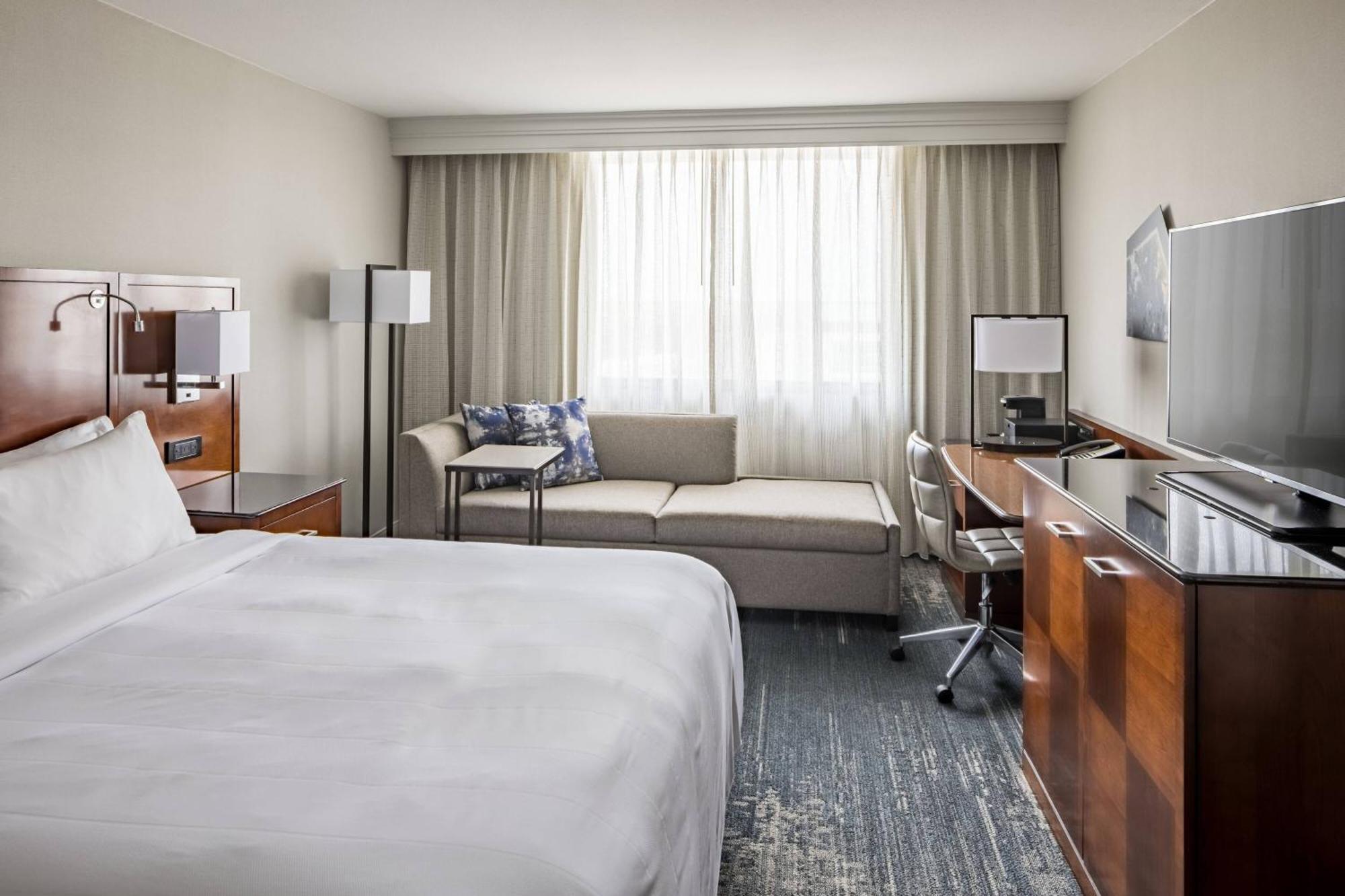 Hotel Richmond Marriott Esterno foto