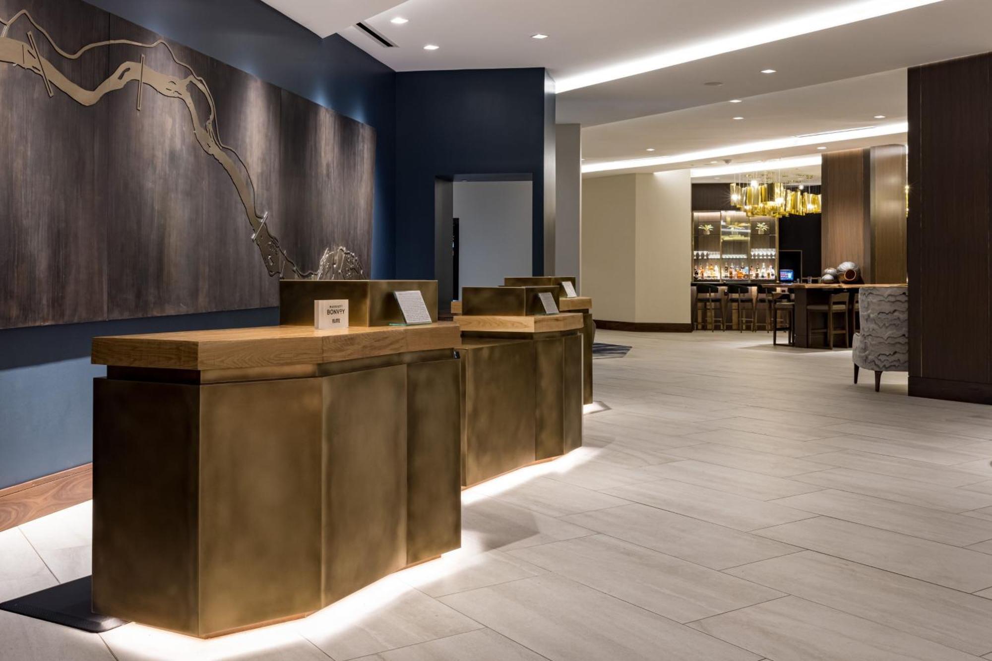Hotel Richmond Marriott Esterno foto