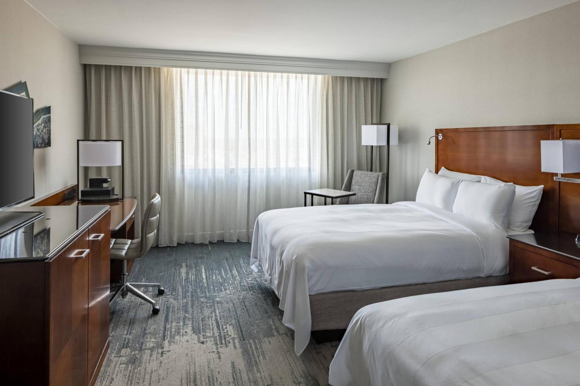 Hotel Richmond Marriott Esterno foto