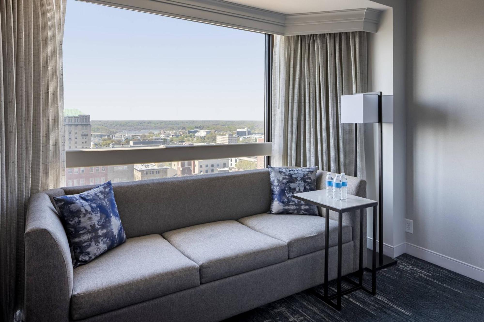 Hotel Richmond Marriott Esterno foto